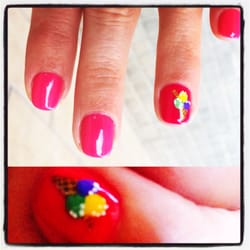 Mar Bolós - Uñas con dibujo de Heladito!!!