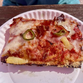 Pizzeria Luigi - Hawaiian w/jalapenos - Pizza Near Me - Imperial Beach, California