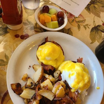 Pacific Street Cafe - Eggs Benedict with potatoes and fresh fruit - Breakfast & Brunch Near Me - Roseville, California Pacific Street Cafe - Eggs Benedict with potatoes and fresh fruit - Breakfast & Brunch Near Me - Roseville, California