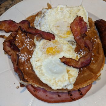 Williston Town House Diner - Belgium Waffle Deluxe - Diners Near Me - Williston Park, New York Williston Town House Diner - Belgium Waffle Deluxe - Diners Near Me - Williston Park, New York