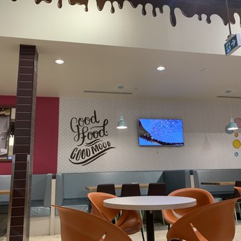 D Spot Dessert Cafe - Desserts Near Me - Mississauga, Ontario