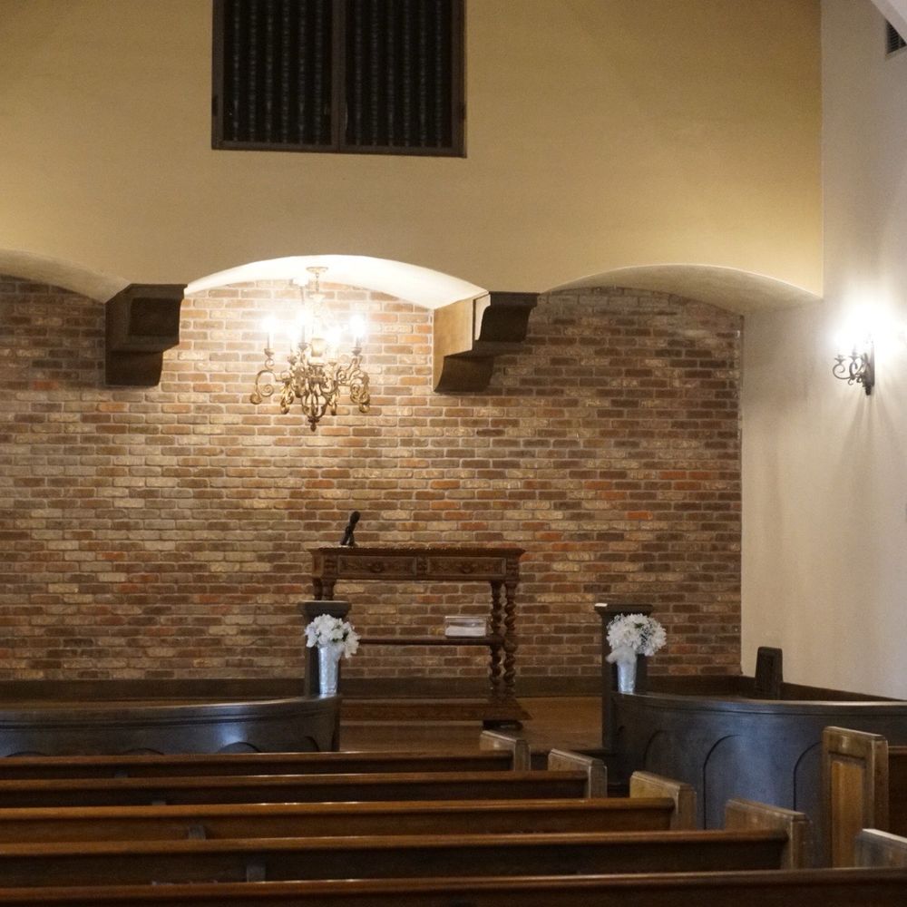 Thee Olde Chapel - Clean, pretty set up - Venues & Event Spaces Near Me - Riverside, California