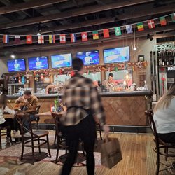 Sport's Bar-B-Q - Sports Bar.