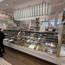 Haven's Sweet Shop