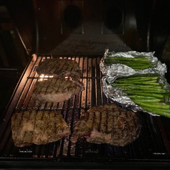 Broken Bow Cabin Lodging - Late night ribeye steaks and asparagus. - Vacation Rentals Near Me - Broken Bow, Oklahoma Broken Bow Cabin Lodging - Late night ribeye steaks and asparagus. - Vacation Rentals Near Me - Broken Bow, Oklahoma