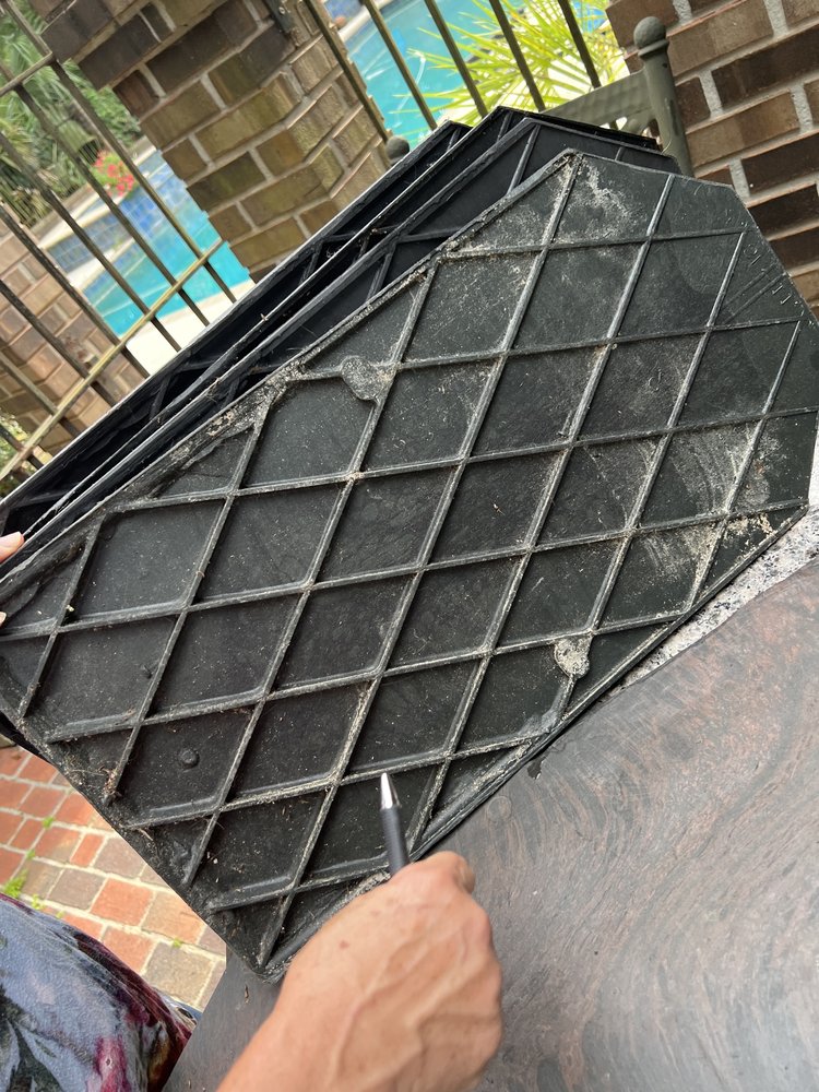 Slide of Eagle Eye Roofing