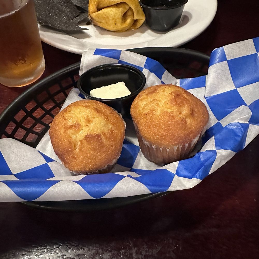 Blue Tractor Barbeque - Cornbread - American Near Me - Traverse City, Michigan