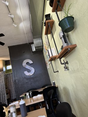 Sunny's by null