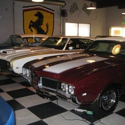 Ar-Jay's Upholstery Shop