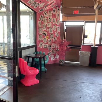 Rad Coffee  - Coffee & Tea Near Me - Long Beach, California