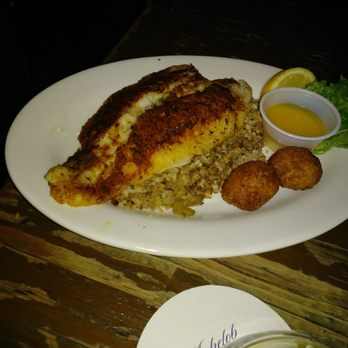 Lone Star Oyster Bar - Dive Bars Near Me - Lubbock, Texas