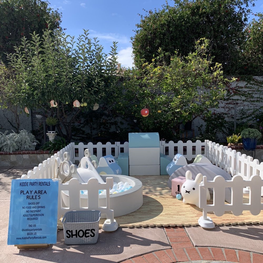Kiddie Party Rentals - Light blue color scheme - Party Equipment Rentals Near Me Kiddie Party Rentals - Light blue color scheme - Party Equipment Rentals Near Me
