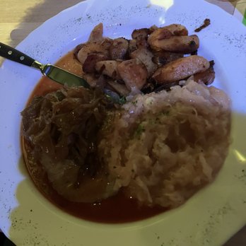 Hellers Brauhaus - HELLERS Brauhaus Roonstrasse - Dive Bars Near Me - Cologne, NW