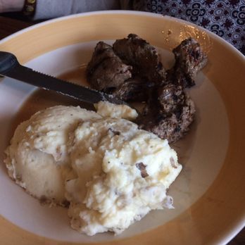 99 Restaurants - Steak tips- way too chewy!! Lunch portion - American Near Me - Waltham, Massachusetts 99 Restaurants - Steak tips- way too chewy!! Lunch portion - American Near Me - Waltham, Massachusetts