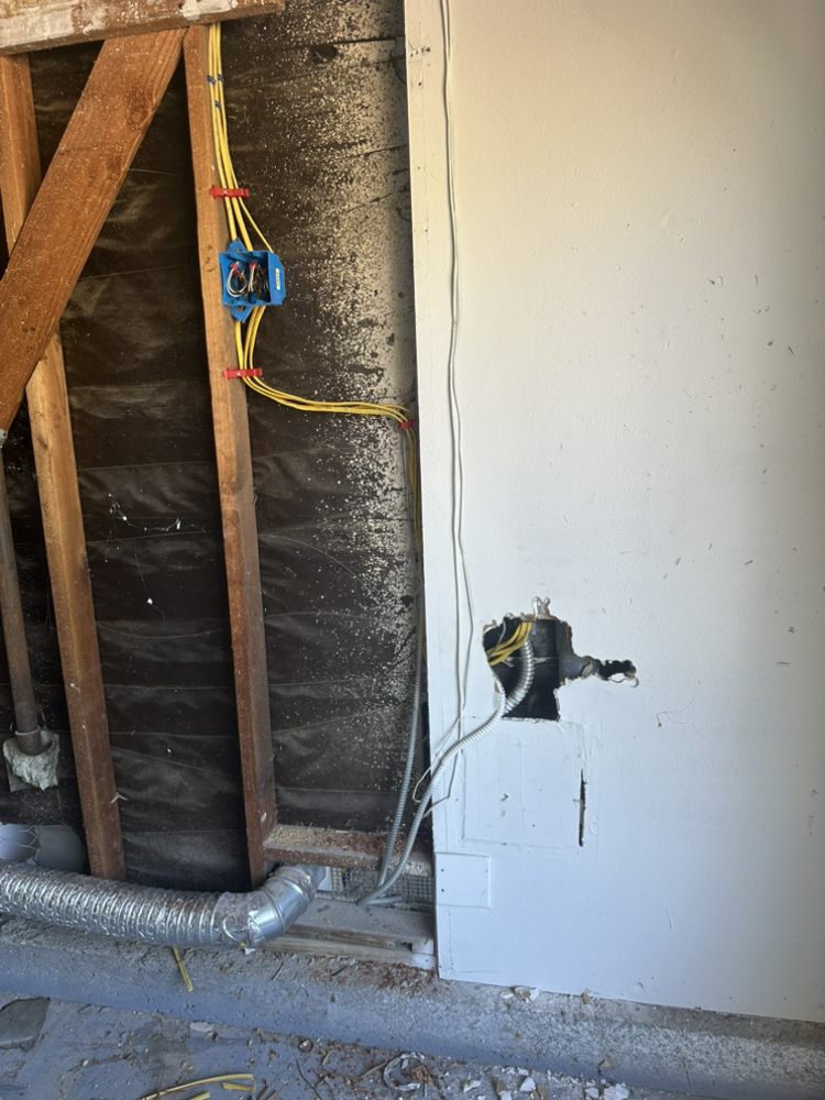 Slide of Q BUILDERS