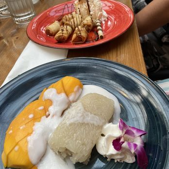 888 Hudson Thai - mango sticky rice and banana spring rolls - Thai Near Me - New York, New York 888 Hudson Thai - mango sticky rice and banana spring rolls - Thai Near Me - New York, New York