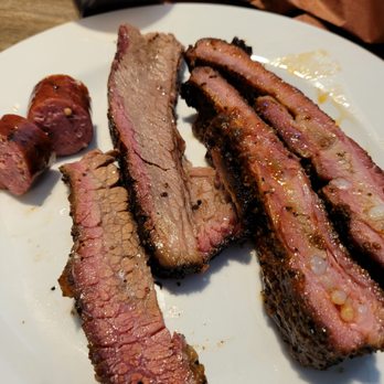 Franklin Barbecue - Sausage, brisket and ribs - Barbeque Near Me - Austin, Texas