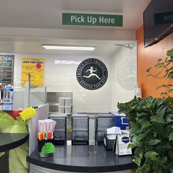 Emerald City Smoothie - Handoff Counter - Juice Bars & Smoothies Near Me - Redmond, Washington Emerald City Smoothie - Handoff Counter - Juice Bars & Smoothies Near Me - Redmond, Washington