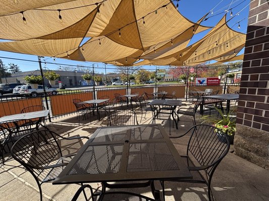 Mason Jar Kitchen & Bar by null