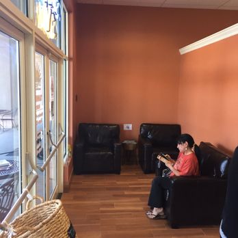 Simply Sun Tanning - The waiting area - Spray Tanning Near Me - Toms River, New Jersey Simply Sun Tanning - The waiting area - Spray Tanning Near Me - Toms River, New Jersey