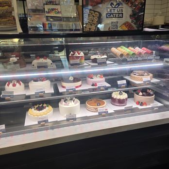 Paris Baguette - Cold case with whole cakes - Bakeries Near Me - Manassas, Virginia