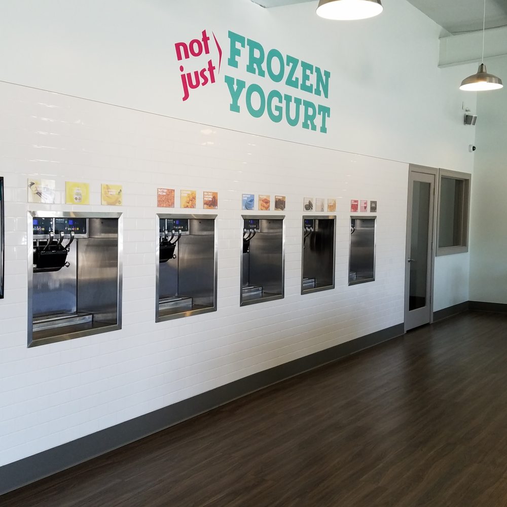 Swirls - ten individual flavor soft serves - Ice Cream & Frozen Yogurt Near Me - Vincennes, Indiana