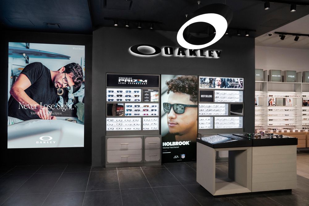 LENSCRAFTERS OPTIQUE Updated July 2024 7875 Montgomery Rd Spc 2422, Cincinnati, Ohio
