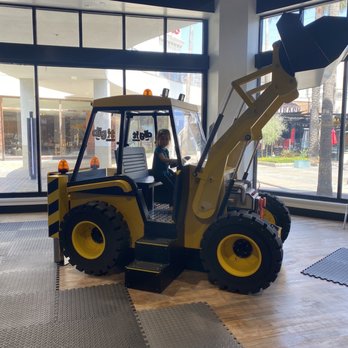 Dig It - Near life sized machine towards the front that doesn't move, best for photo and road rages - Indoor Playcenter Near Me - Torrance, California Dig It - Near life sized machine towards the front that doesn't move, best for photo and road rages - Indoor Playcenter Near Me - Torrance, California