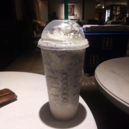 Isabella's Cookies and Cream Isabella's Cookies and Cream