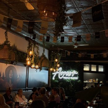 Pepe's Cantina - Main room - Mexican Near Me - Winter Park, Florida