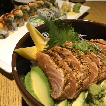 Oto Sushi - Seared Salmon Bowl, Veggie Lover Roll, and AAC Roll! AMAZING! - Japanese Near Me - Redmond, Washington