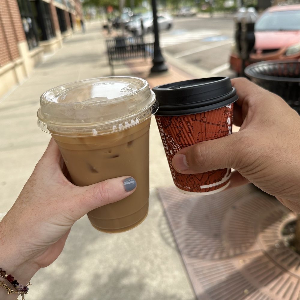 Cheers! Iced Caramel Macchiato and cortado Cheers! Iced Caramel Macchiato and cortado