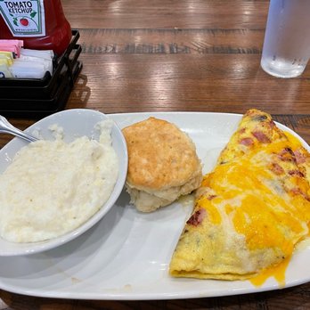 Another Broken Egg Cafe - The Supreme Omelette - Breakfast & Brunch Near Me - Winter Park, Florida