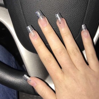 Nails 2000 - Nail Salons Near Me - Independence, Missouri