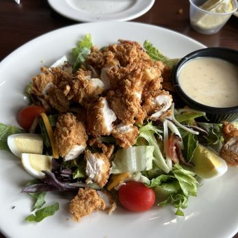 Local Goat - Southern salad - Burgers Near Me - Ooltewah, Tennessee Local Goat - Southern salad - Burgers Near Me - Ooltewah, Tennessee