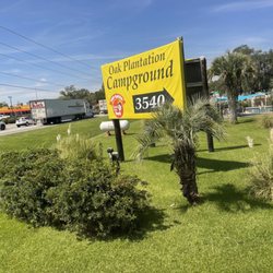 Oak Plantation Campground - A few pictures of the rv park.