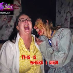 Zomb-E-scape - OMG I was bitten in the last room!!!!