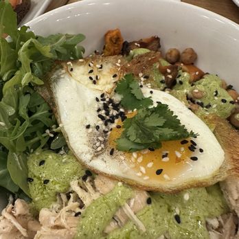 Tartinery - Chicken bowl - Brasseries Near Me - New York, New York