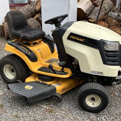 Ark Auto & Small Engine Repair - Client brought this riding mower in for a surging condition. We found the carburetor float angle to be out of spec but now she's ready to go
