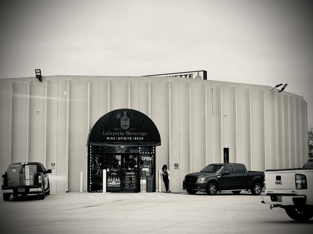 LAFAYETTE BEVERAGE Updated October 2024 2068 Hamilton Rd, LaGrange