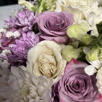 Beicis Flower Shop - Actual arrangement. - Floral Designers Near Me - Mesa, Arizona