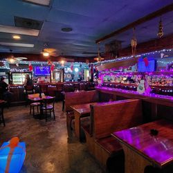 Melius Bar & Cafe - inside