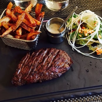 Chez Ingalls - Bavette grillée au feu de bois et sauce au roquefort - Modern European Near Me - Toulouse, 31 Chez Ingalls - Bavette grillée au feu de bois et sauce au roquefort - Modern European Near Me - Toulouse, 31