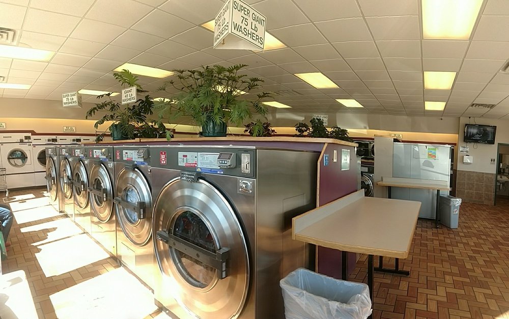 MAT LAUNDROMAT Updated August 2024 10 Reviews 5300 W 57th St, Sioux Falls, South