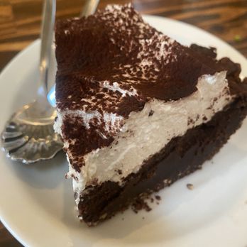 Found Oyster - Chocolate pie - Seafood Near Me - Los Angeles, California