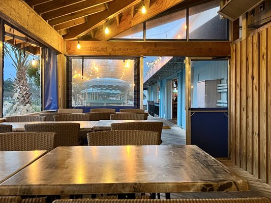 Lockside Bar and Grill by null