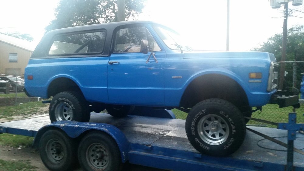 Slide of Crown Exteriors and Construction DFW