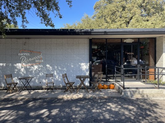 Pinewood Coffee Bar by null