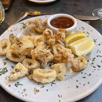 Luna Trattoria - Italian Near Me - Mendocino, California