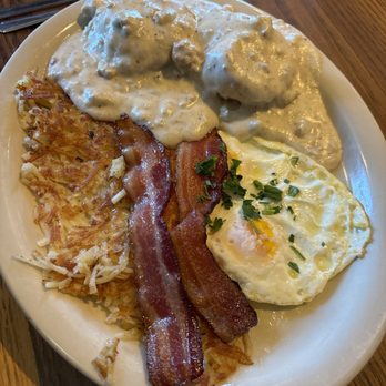 Hatch'd - Bizzle and Drizzle - Breakfast & Brunch Near Me - St. Louis, Missouri Hatch'd - Bizzle and Drizzle - Breakfast & Brunch Near Me - St. Louis, Missouri
